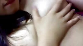 Xinh đẹp, tóc vàng,  ...